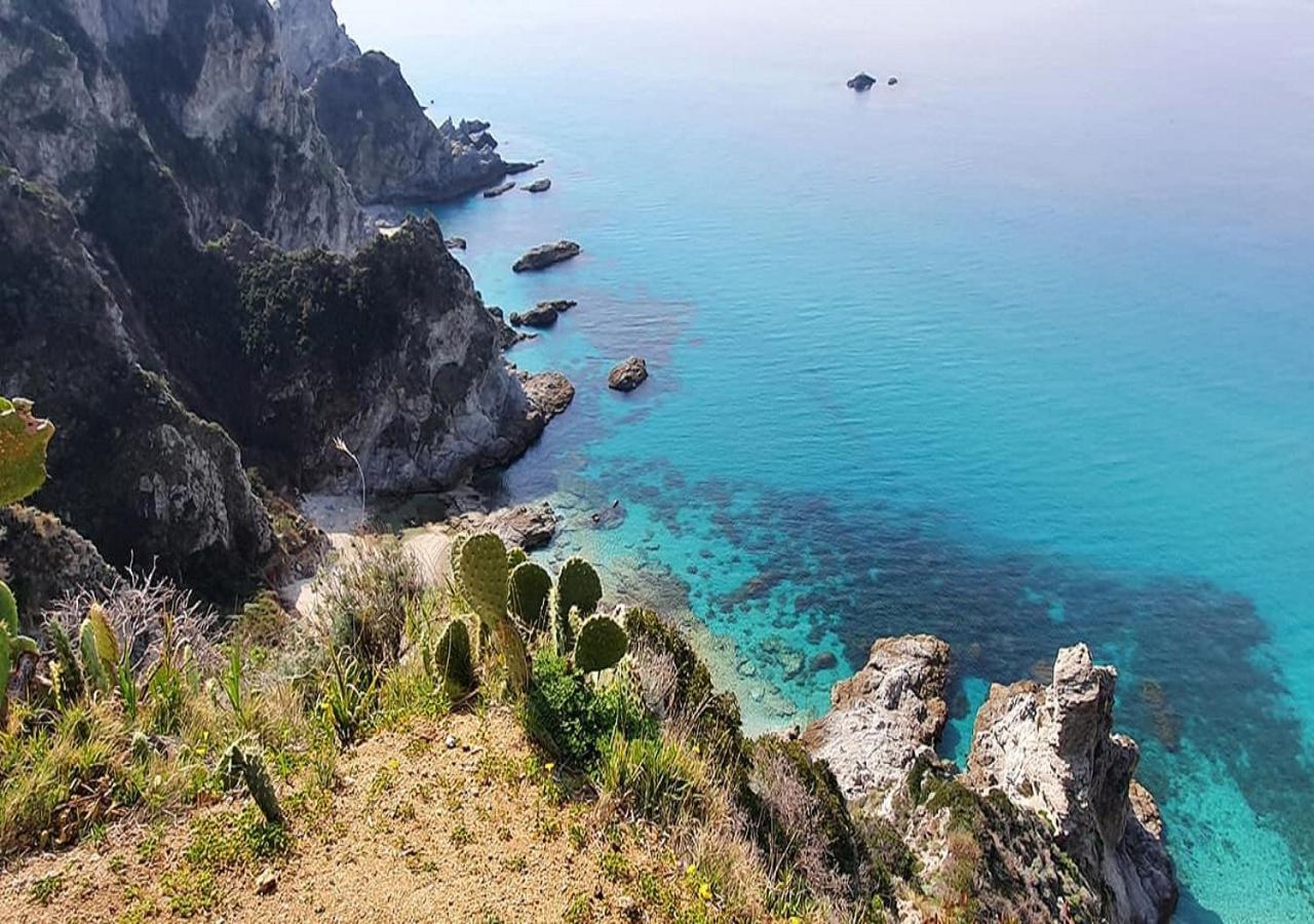 Ninfa sul Mare Apartments Capo Vaticano Exterior foto